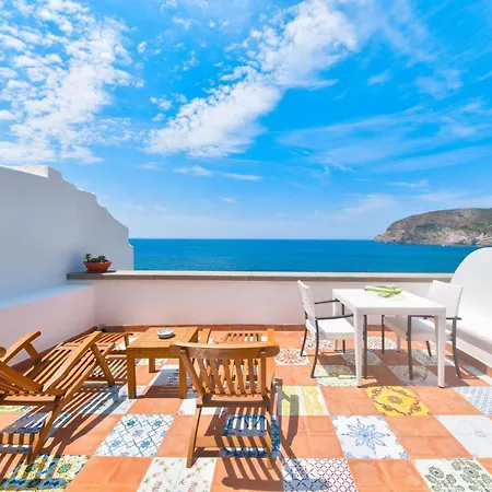 מלון Casa Celestino Sant'Angelo (Isola d'Ischia)