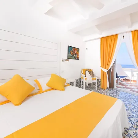 מלון Casa Celestino 4*