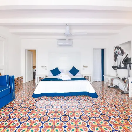 מלון Casa Celestino Sant'Angelo (Isola d'Ischia)