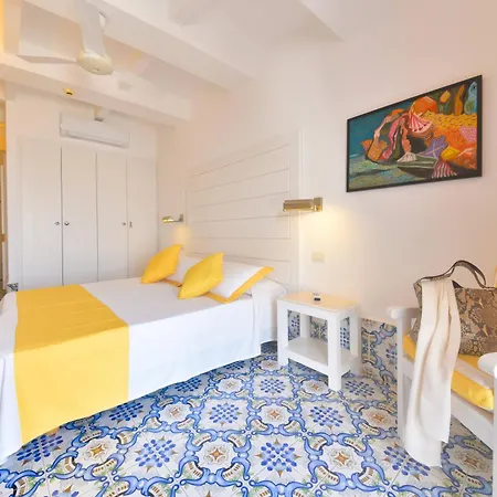 Casa Celestino 4*