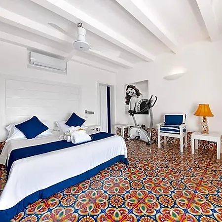 Hotel Casa Celestino 4*