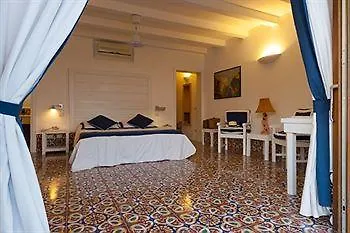 Ξενοδοχείο Casa Celestino 4*